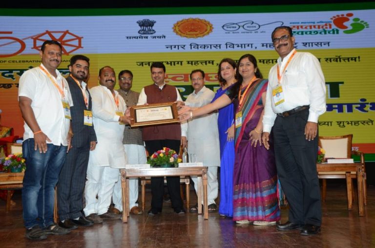 मुख्यमंत्र्यांच्या हस्ते जुन्नर शहराचा गौरव – स्वच्छ सर्वेक्षणातील  उत्कृष्ट कामगिरी