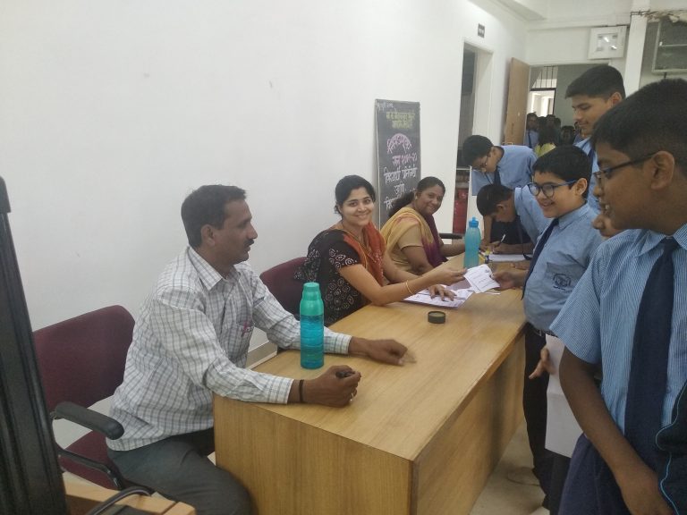 गोळवलकर प्रशालेत निवडणुकीचा अनुभव