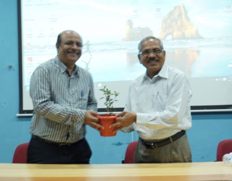 बीएमसीसीत ऑनलाईन अभ्यासक्रम