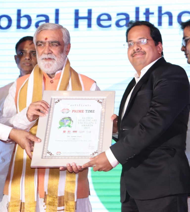 पुण्याचे आघाडीचे कर्करोग शल्यविशारद डॉ. सुमित शहा यांचा  ‘प्रॉमिसिंग सर्जिकल ऑन्कॉलॉजिस्ट २०१९’ पुरस्काराने गौरव