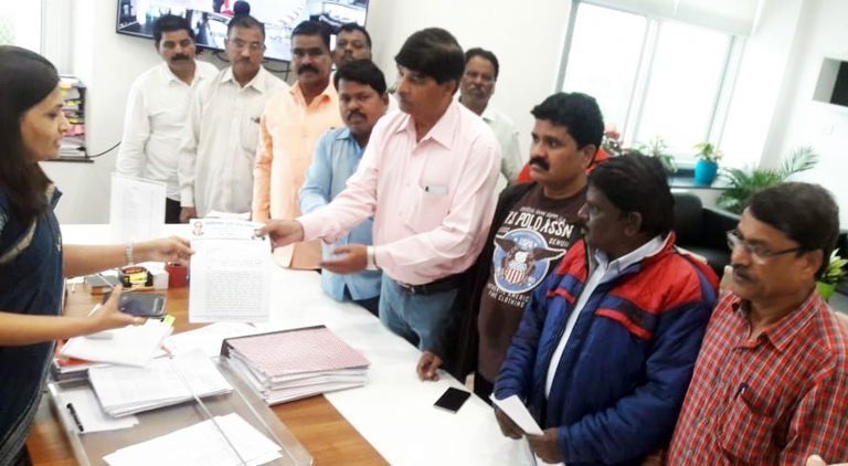 पूरग्रस्तांना तातडीची मदत देण्यासाठी रिपब्लिकन पक्षाची प्रशासनाकडे मागणी