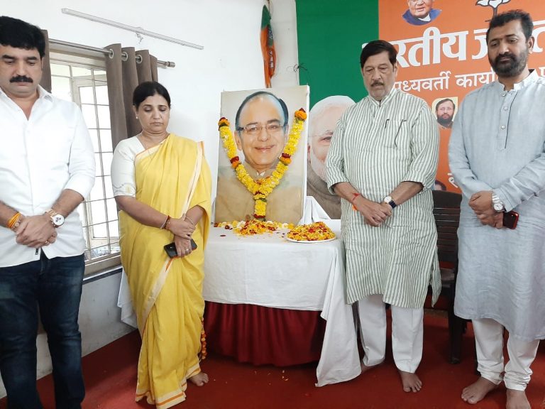 अरुण जेटली यांचे निधन, मान्यवरांकडून  शोक व्यक्त