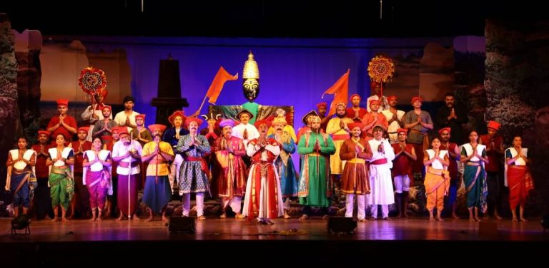 मराठी आरमाराची इंग्रजांवरील विजयाची  गाथा रंगमंचावर !