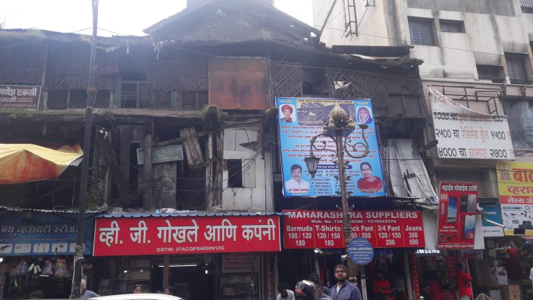 मुलीसाठी सुरू झालेली पहिली शाळा आज ही राष्ट्रीय स्मारक होत नाही ही मोठी शोकांतिका- रघुनाथ ढोक