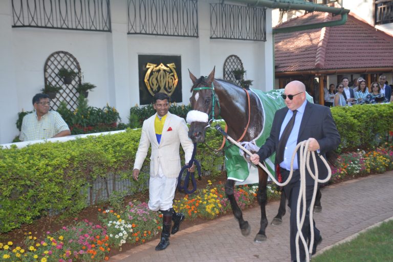 द इंडियन सेंट लेजर शर्यतीत ऍडज्युडिकेट विजेता