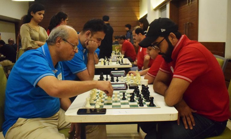 पीवायसी बुद्धिबळ लीग 2019 स्पर्धेत गोल्डन किंग व  7 नाईट्स यांच्यात विजेतेपदासाठी लढत