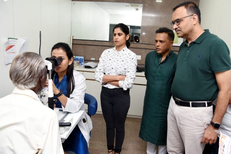 दातृत्व हेच खरे कर्तुत्व : सई ताम्हणकर