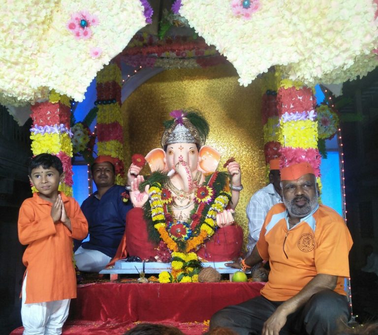जुन्नरमध्ये उत्साहात गणेश  विसर्जन  मिरवणूक