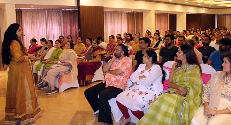 सप्तचक्र योगसाधनेमुळे स्थैर्य, आत्मविश्वास व यशप्राप्ती