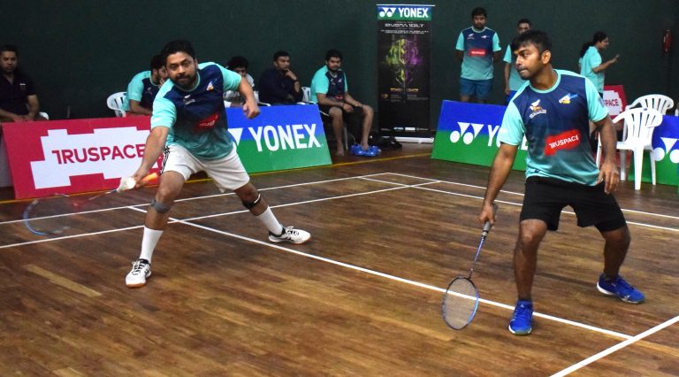 सातव्या पीवायसी-ट्रूस्पेस बॅडमिंटन साखळी स्पर्धेत ब्लेझिंग ग्रिफिन्स, द ईगल्स संघांचा दुसरा विजय