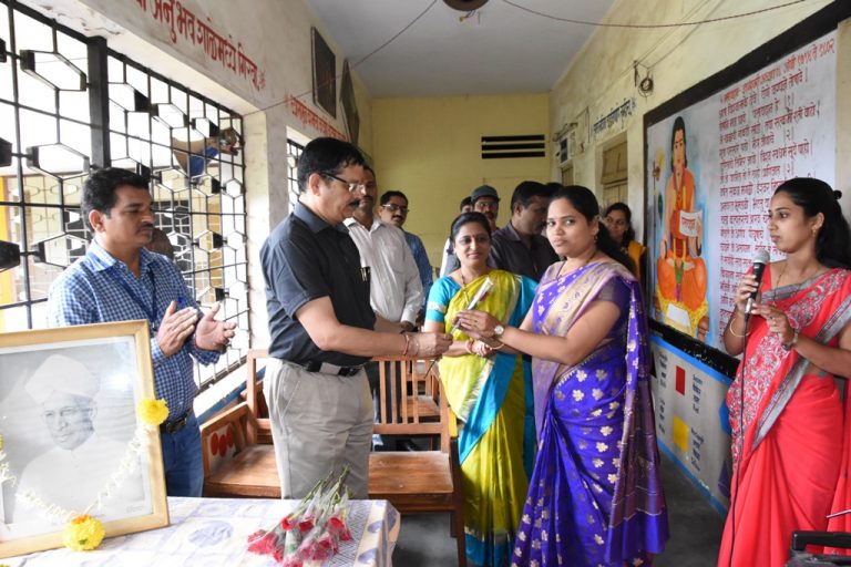 सक्षम पिढी घडविण्याचे सामर्थ्य शिक्षकांमध्ये.. विभागीय आयुक्त डॉ.दीपक म्हैसेकर