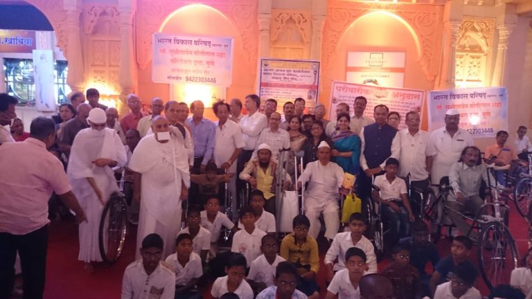 दिव्यांगांना मदत ही एक मानव सेवाच होय -डॉ.शिवमुनींजी