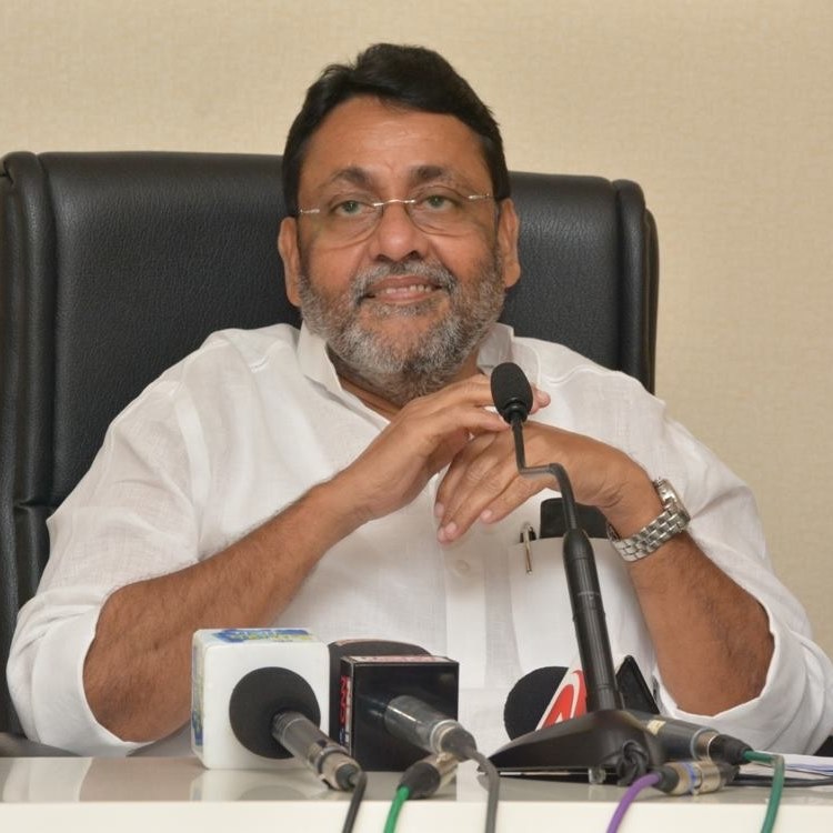 छत्रपती शिवाजी महाराजांच्या जमिनी विकण्यासाठीच उदयनराजे भाजपात, नवाब मलिक यांची टीका