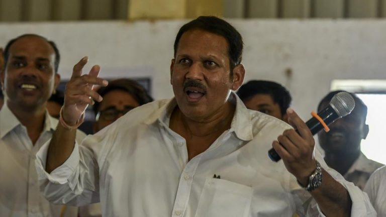 ‘मी माझ्या अटींवरच भाजपा प्रवेश करेन, मी काय करावं हे दुसरे सांगू शकत नाहीत’- उदयनराजे