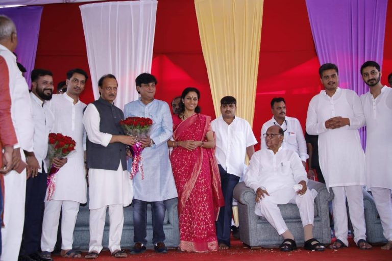 शरद पवारांच्या भेटीसाठी प्रचंड गर्दी