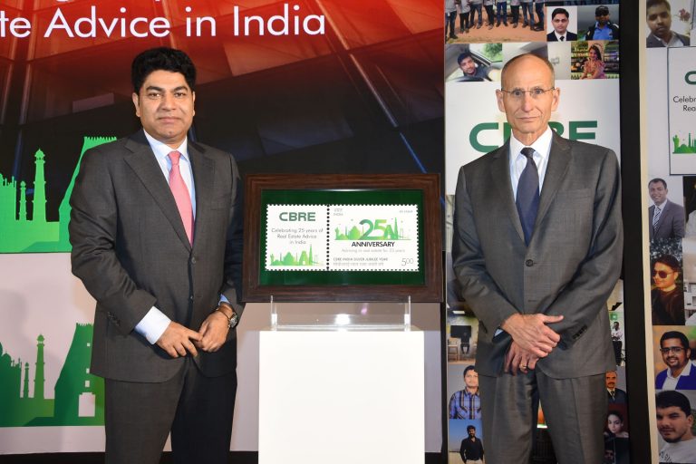 सीबीआरने लाँच केला पोस्टाचा खास स्टँप