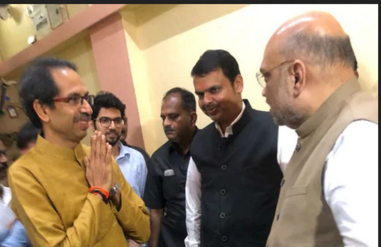 शिवसेना अडीच वर्षे मुख्यमंत्री पदाचा हट्ट सोडेल -दिल्लीश्वरांचा विश्वास