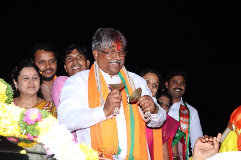 चंद्रकांत दादा पाटील यांच्या प्रचारार्थ बालेवाडी बाणेर परिसरात आयोजित बाईक रॅलीला तरुणांचा उत्स्फूर्त प्रतिसाद