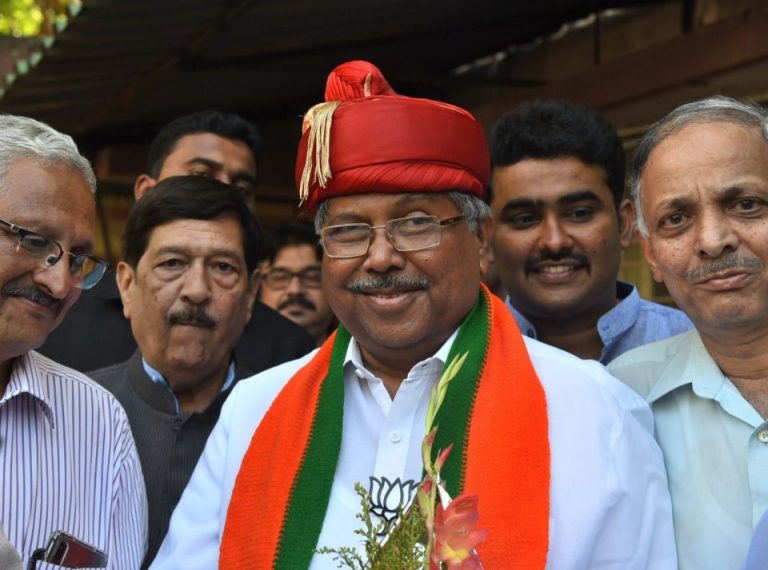 कोथरूड मधून अवघ्या 25 हजार मतांनी चंद्रकांत दादा विजयी