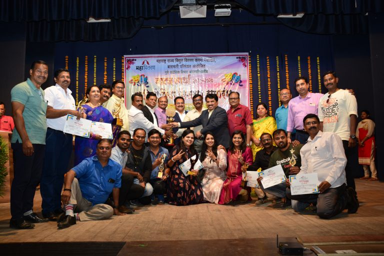 ‘खरं सांगायचं तर..’ अव्वल…