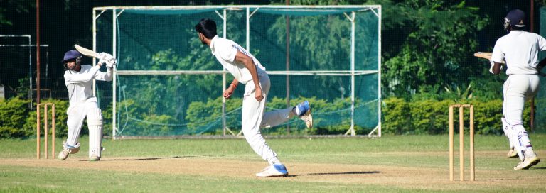 19 वर्षाखालील क्रिकेट स्पर्धेत संयुक्त क्लब संघाची व्हेरॉक संघावर मात