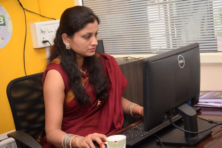 पत्रकार निशा पाटील-पिसे यांची आत्महत्या