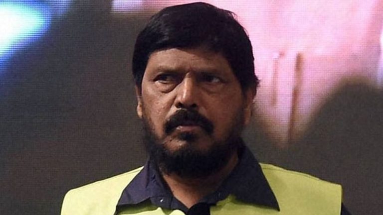 महायुतीमध्ये आमच्या पक्षावर अन्याय, रामदास आठवलेंनी व्यक्त केली खंत