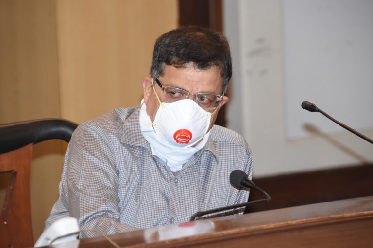 पुणे विभागात कोरोना बाधित 726 रुग्ण – विभागीय आयुक्त डॉ.दीपक म्हैसेकर