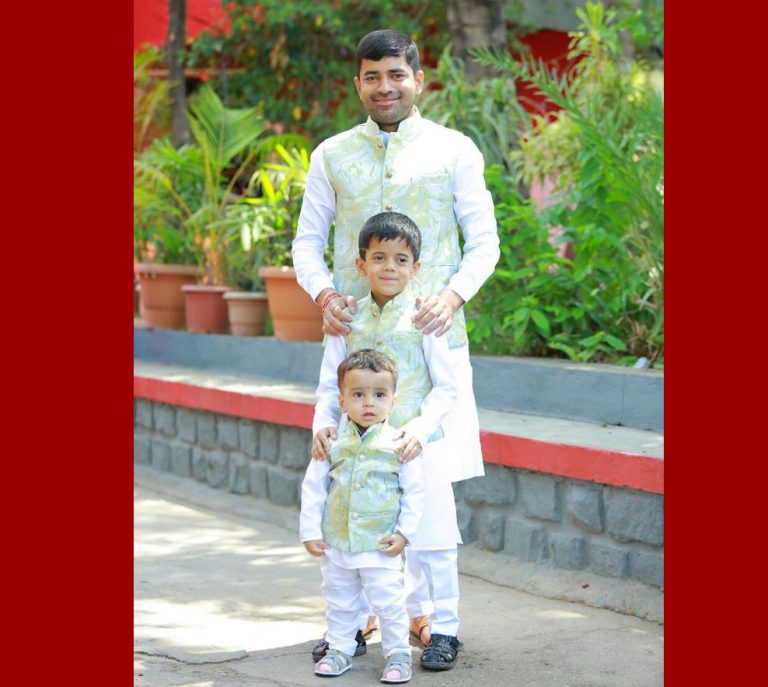 नगरसेवकाच्या २ लहान मुलांच्या वाढदिवसाची रक्कम पोलीस वेल्फेअर फंडास