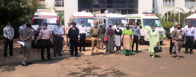 गरजू रुग्णांसाठी’मोबाईल डीस्पेन्सरी’ची पेठांमध्ये वैद्यकीय सेवा