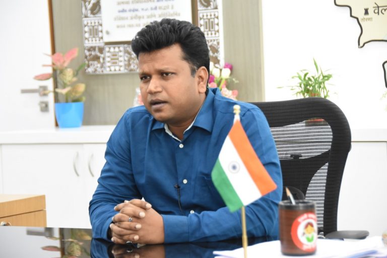 आषाढी एकादशी, संतांच्या पादुका पंढरपूरला नेण्यासाठी इन्सीडेंट कमांडरच्या नेमणूका  							-जिल्हाधिकारी नवल किशोर राम