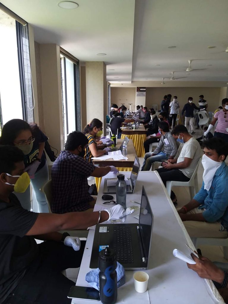 कोथरुडमध्ये सहा हजार मजुरांची मोफत वैद्यकीय तपासणी