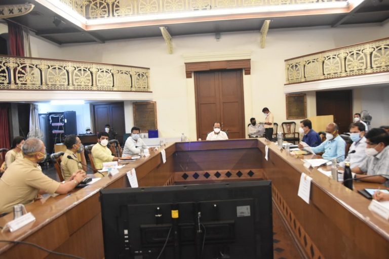 कोरोनाचे संकट दूर करणे ही सामूहिक जबाबदारी   – उपमुख्‍यमंत्री पवार