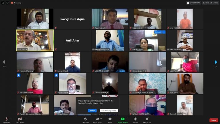 मिनरल वॉटर निर्मिती उद्योगाचा आवश्यक सेवांमध्ये समावेश,  सरकारकडून कर्ज आणि सवलतींची घोषणा