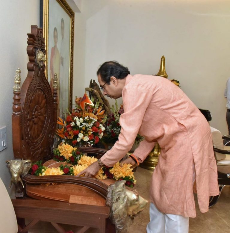 ‘अन्यायाविरुद्ध लढण्यासाठी शिवसेनेचा जन्म झाला, बाळासाहेबांची परंपरा मी पुढे घेऊन जातोय’- उद्धव ठाकरे