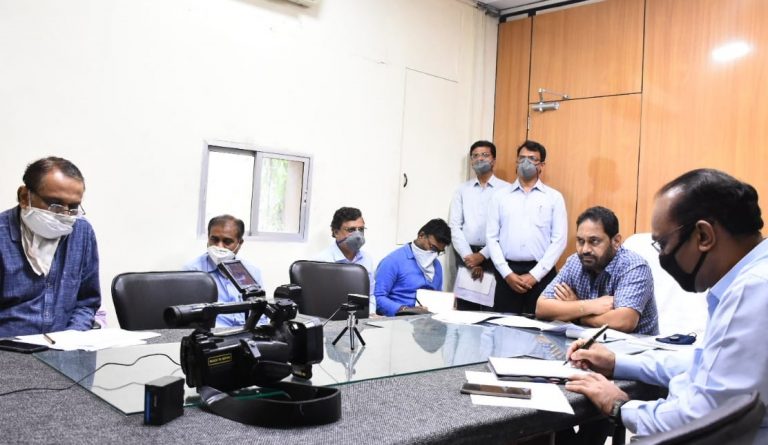 ‘निसर्ग’बाधीत शेवटच्या घराचा वीजपुरवठा पूर्ववत होईपर्यंत दुरुस्तीचा वेग कायम ठेवा