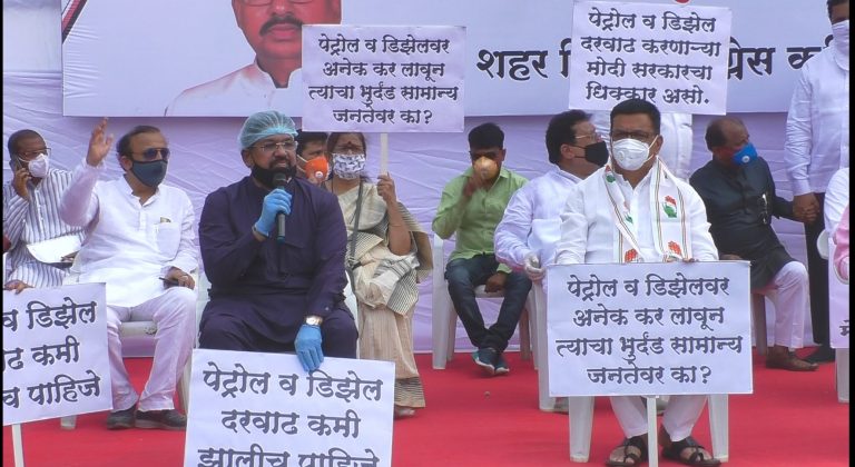 हा तर खुद्द केंद्र सरकारनेच घरोघरी टाकलेला दरोडा – बाळासाहेब थोरात    (व्हिडीओ)