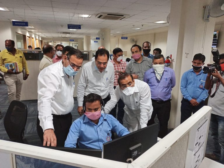 डायल १०८ सेवेतील कोरोनायोद्ध्यांच्या कामातून मानवतेचं दर्शन – टोपे