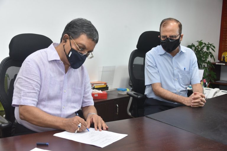 नवनियुक्त मुख्य सचिव संजय कुमार यांनी स्वीकारला पदभार