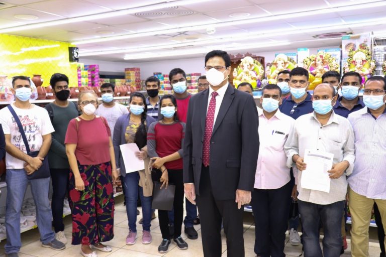 मसालाकिंग डॉ. धनंजय दातार यांच्या मदतीमुळे आता अनेक मराठी कुटूंबेही भारतात सुखरुप दाखल