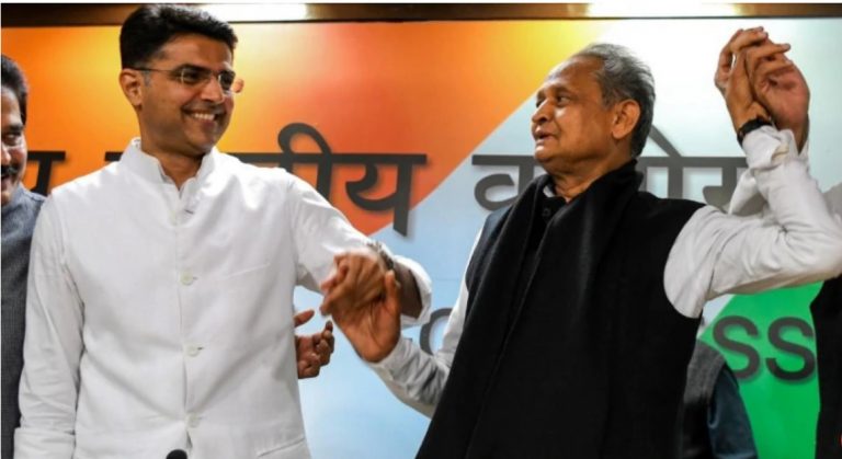 15 आमदार सचिन पायलट यांच्या तर पायलट भाजपच्या संपर्कात