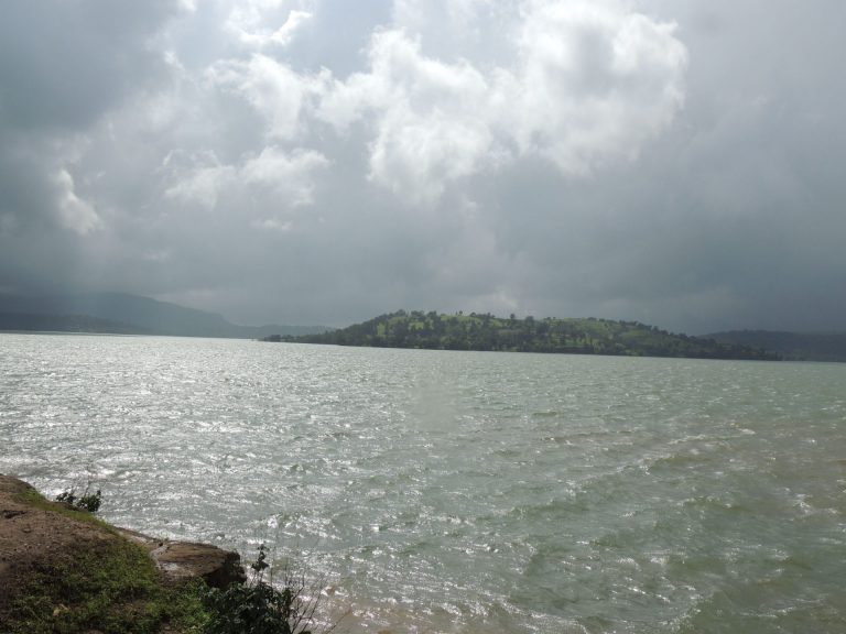 ‘ भंडारदरा भरले ‘