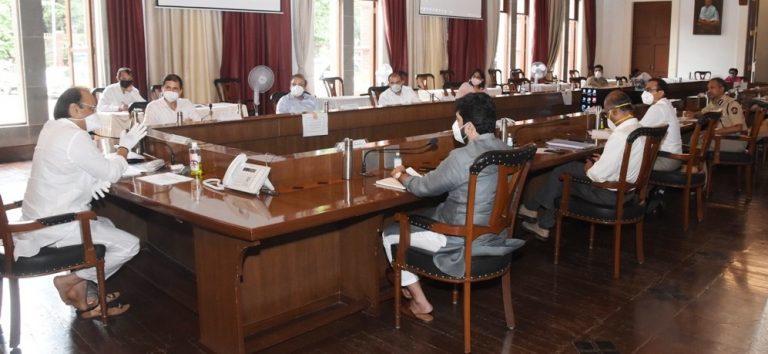 कोरोना’च्या रुग्णांना खाटा अपुऱ्या पडणार नाहीत याची दक्षता घ्या   – उपमुख्यमंत्री अजित पवार यांचे निर्देश