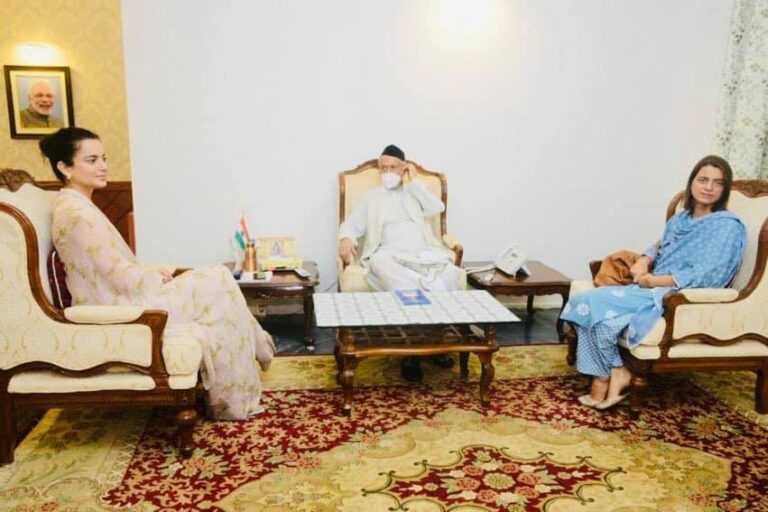 कंगना  राजभवनात, राज्यपालांची   घेतली भेट