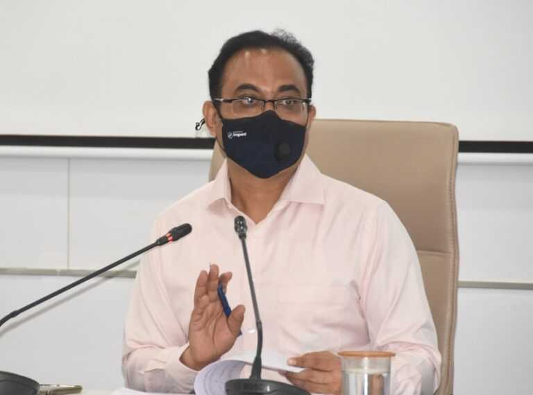 नागरिकांच्या आरोग्यासाठी जिल्ह्यात राष्ट्रीय तंबाखू नियंत्रण कार्यक्रम प्रभावीपणे राबवा- जिल्हाधिकारी डॉ. राजेश देशमुख