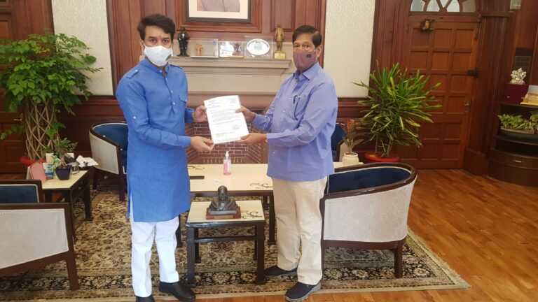 रुपी बँकेचे विलीनीकरण करण्याची केंद्रीय अर्थ राज्यमंत्र्यांकडे खा. बापटांची मागणी