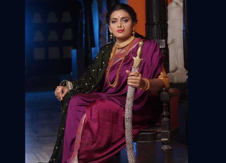 रुपाली पाटील यांना अटक ,आणि जामिनावर सुटका