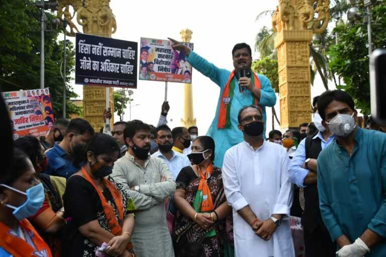 दादर शिवाजी पार्क ते चैत्यभूमी महिला अत्याचार विरोधात भाजपा चा मोर्चा