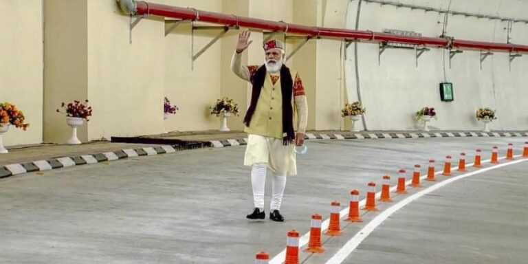 मनाली येथे जगातील सर्वात मोठ्या महामार्ग बोगद्याचे पंतप्रधानांनी केले उद्घाटन