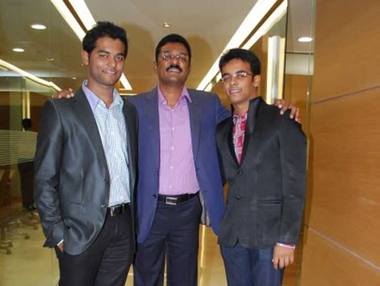 शिवसेनेचे आमदार प्रताप सरनाईकांच्या मुलांच्या कार्यालयावर ईडीचा छापा-एका मुलाला घेतले ताब्यात